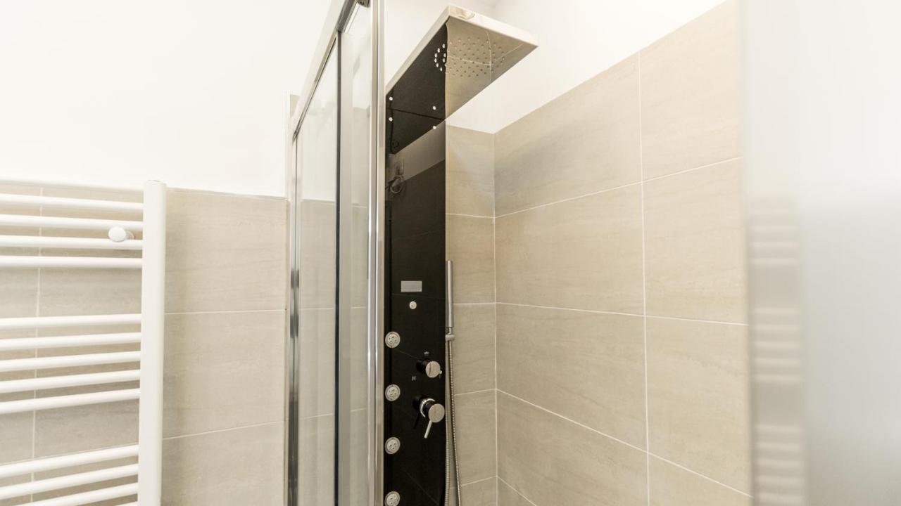 Italianway - Corso Garibaldi 104 Apartment Milan Luaran gambar