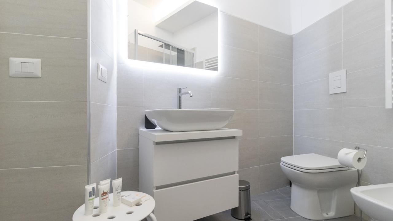 Italianway - Corso Garibaldi 104 Apartment Milan Luaran gambar